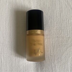 Too Faced Born This Way Foundation